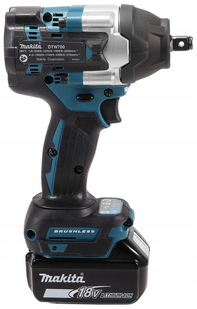 Makita Klucz Udarowy 18V 1x5AH DC18RC DTW700Z