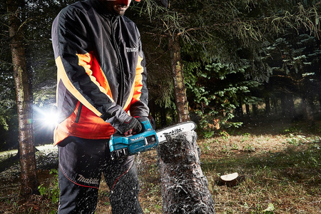 Makita Piła Łańcuchowa 18V DUC254Z Torba E-15512
