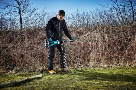 Makita Wiertnica Glebowa Zestaw XXL Przedłużka E-07325 DDG460T2X7