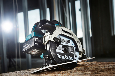 Makita Pilarka Szyna 1,5M Ładowark Aku 5AH DHS660Z